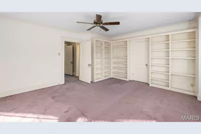 8 Lawn Place, Saint Louis, MO 63110 - Photo 24