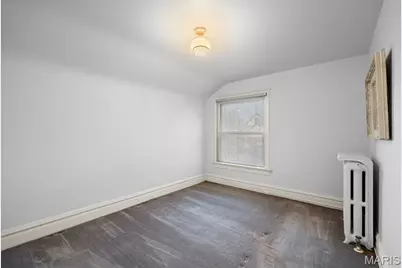 8 Lawn Place, Saint Louis, MO 63110 - Photo 30