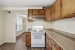 9512 Tennyson Ave, Overland, MO 63114 - Photo 28