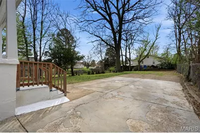 9512 Tennyson Avenue, Overland, MO 63114 - Photo 32