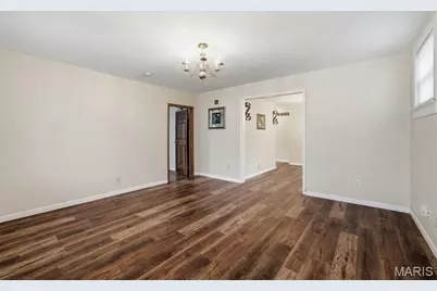 9512 Tennyson Avenue, Overland, MO 63114 - Photo 8