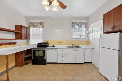 8349 Big Bend Boulevard, Webster Groves, MO 63119 - Photo 8