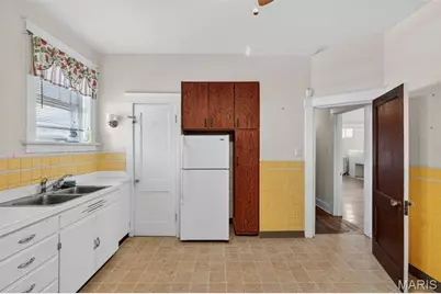 8349 Big Bend Boulevard, Webster Groves, MO 63119 - Photo 10