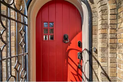 7667 Carswold Drive, Clayton, MO 63105 - Photo 4