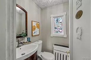 7667 Carswold Dr, Clayton, MO 63105 - Photo 6