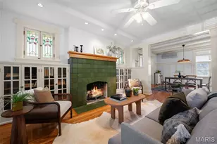 4046 Magnolia Pl, Saint Louis, MO 63110 - Photo 8