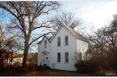 310 N Marguerite Avenue, Ferguson, MO 63135 - Photo 1