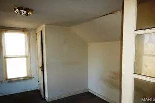 310 N Marguerite Ave, Ferguson, MO 63135 - Photo 18