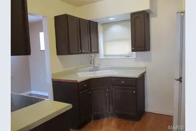 4410 Marcus Avenue, Saint Louis, MO 63115 - Photo 8