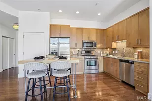 9 N Euclid Ave, Saint Louis, MO 63108 - Photo 10