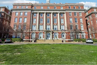 1515 Lafayette Avenue #114, Saint Louis, MO 63104 - Photo 1