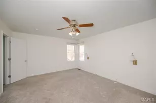 461 Elm Crossing Ct, Ballwin, MO 63021 - Photo 18