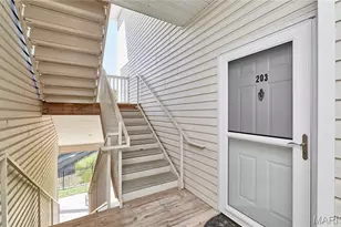 37 Kassebaum Ln, Saint Louis, MO 63129 - Photo 2