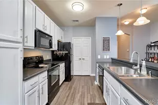 37 Kassebaum Ln, Saint Louis, MO 63129 - Photo 14