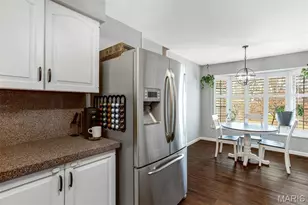 15094 Green Cir Dr, Chesterfield, MO 63017 - Photo 20