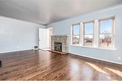 9018 Vasel Drive, Saint Louis, MO 63123 - Photo 2