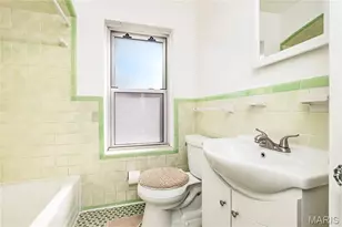 9018 Vasel Dr, Saint Louis, MO 63123 - Photo 18