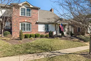 1920 Baxter Ridge Dr, Chesterfield, MO 63017 - Photo 1