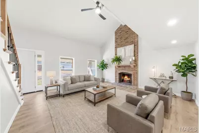 12768 Coachlight Square Drive, Florissant, MO 63033 - Photo 2