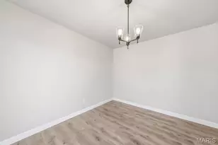 12768 Coachlight Square Dr, Florissant, MO 63033 - Photo 16