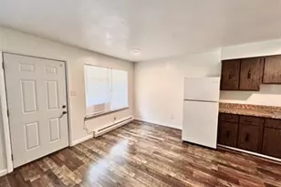 302 N Spring St, Shelbyville, MO 65565 - Photo 14