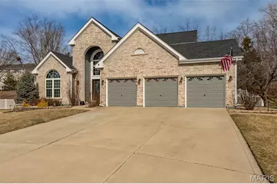 11 Southern Hills Court, O'Fallon, MO 63366 - Photo 2