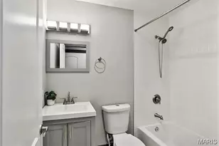 1916 S 12th St, Saint Louis, MO 63104 - Photo 30