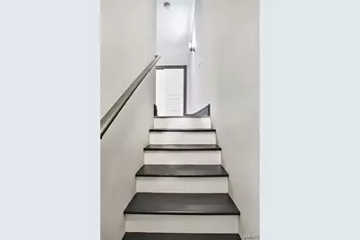 1916 S 12th Street, Saint Louis, MO 63104 - Photo 32