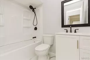 5489 Limerick Dr, Saint Louis, MO 63128 - Photo 18