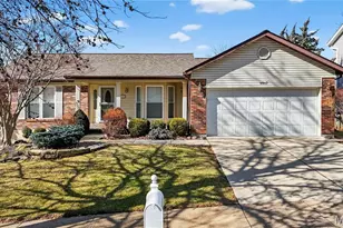 4847 Lowndes Dr, Saint Louis, MO 63129 - Photo 1