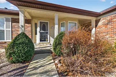 4847 Lowndes Drive, Saint Louis, MO 63129 - Photo 4