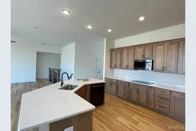 513 Clarks Crossing, Moscow Mills, MO 63362 - Photo 4