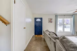 713 Magnolia Ln, Saint Peters, MO 63376 - Photo 2