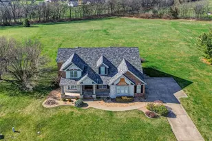 1772 Everest Ave, O'Fallon, MO 63366 - Photo 2