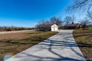 1864 N Bend Rd, Union, MO 63084 - Photo 8