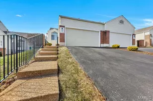 1738 Highview Cir Ct, Ballwin, MO 63021 - Photo 1