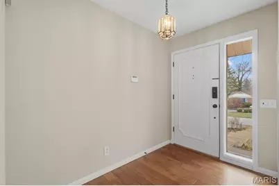 9 Morwood Lane, Creve Coeur, MO 63141 - Photo 2