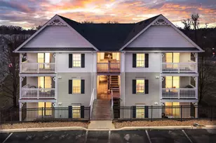 2460 Lampong Dr, Saint Louis, MO 63125 - Photo 1