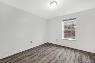 2460 Lampong Dr, Saint Louis, MO 63125 - Photo 30