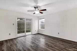 2460 Lampong Dr, Saint Louis, MO 63125 - Photo 12