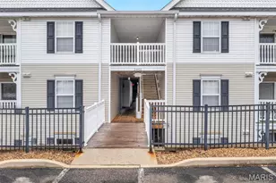 2460 Lampong Dr, Saint Louis, MO 63125 - Photo 4