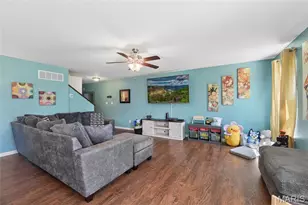 337 Charlestowne Place Dr, Saint Charles, MO 63301 - Photo 4