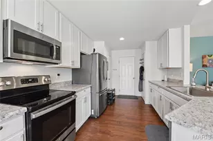 337 Charlestowne Place Dr, Saint Charles, MO 63301 - Photo 8