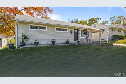 11214 Behr Drive, Saint Louis, MO 63123 - Photo 8