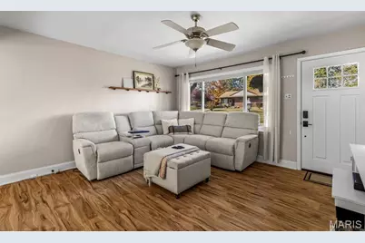 11214 Behr Drive, Saint Louis, MO 63123 - Photo 20