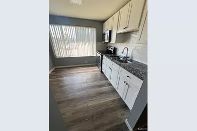 7412-7418 Olian Drive, Hazelwood, MO 63042 - Photo 14