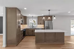 9341 Werkdale Dr, Saint Louis, MO 63126 - Photo 10