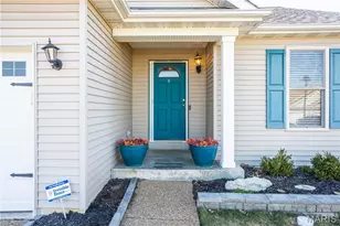 5226 Woosencraft Dr, Wentzville, MO 63385 - Photo 2