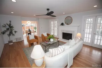 683 Hawbrook Avenue, Glendale, MO 63122 - Photo 16