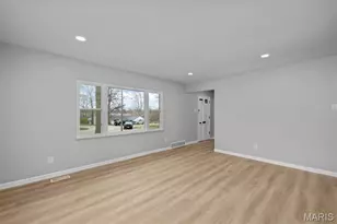 1171 Ascot Ln, Saint Louis, MO 63122 - Photo 2